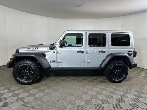 Silver Zynith Clearcoat 2023 Jeep Wrangler 4xe Base