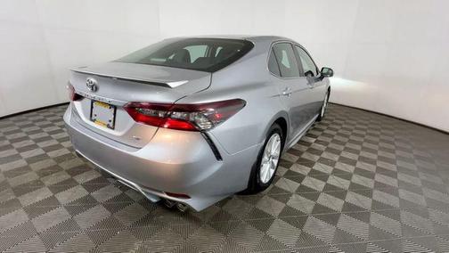 Celestial Silver Metallic 2024 Toyota Camry SE