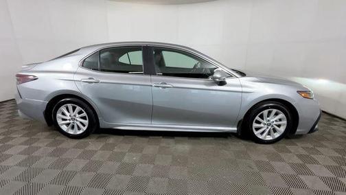 Celestial Silver Metallic 2024 Toyota Camry SE