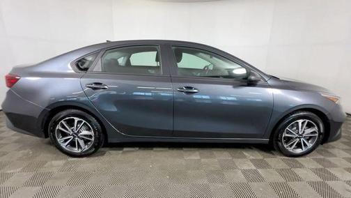 Gravity Gray 2022 Kia Forte LXS