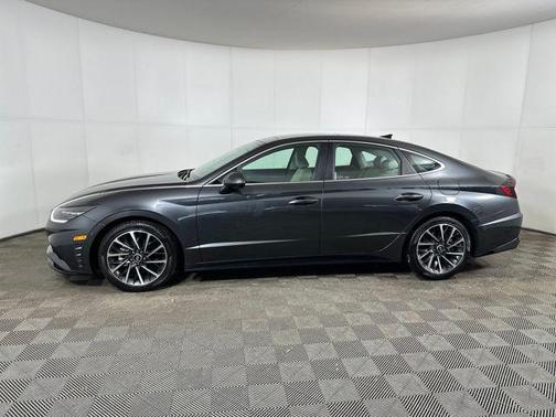 2023 Hyundai SONATA Limited