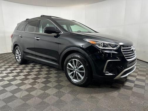 2017 Hyundai SANTA FE SE