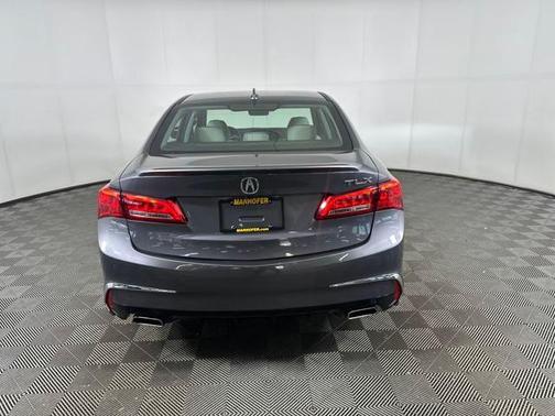 2018 Acura TLX Base