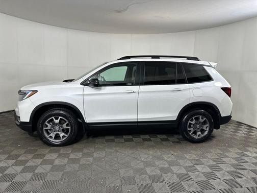 2023 Honda Passport AWD TrailSport