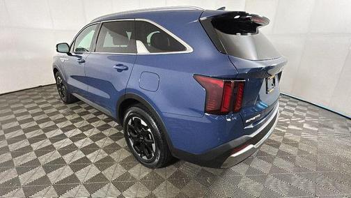 Midnight Lake Blue 2025 Kia Sorento S