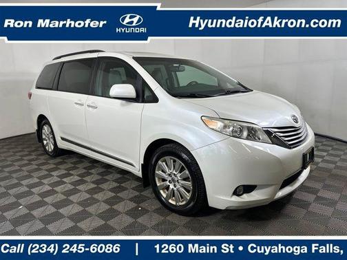2015 Toyota Sienna XLE