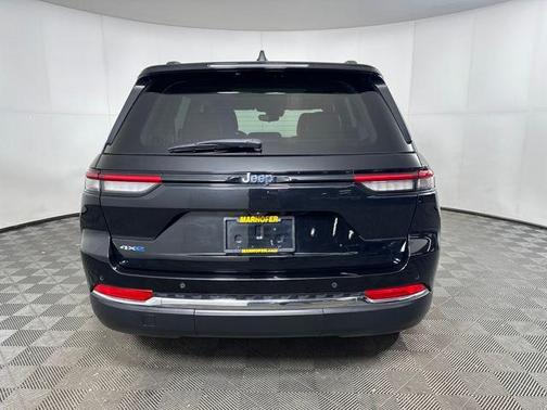 2023 Jeep Grand Cherokee 4xe Base