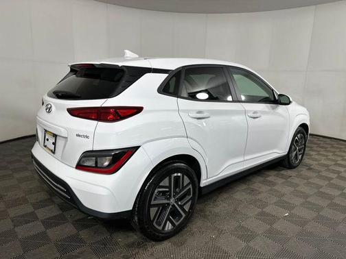 2023 Hyundai KONA EV SEL