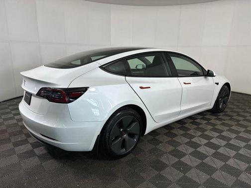 2023 Tesla Model 3 Standard Range