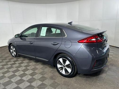 2019 Hyundai IONIQ Plug-In Hybrid Limited