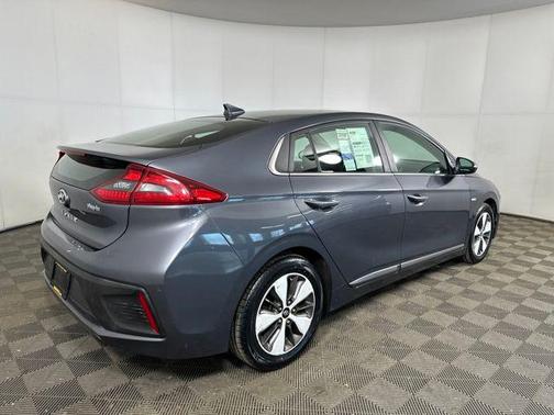 2019 Hyundai IONIQ Plug-In Hybrid Limited