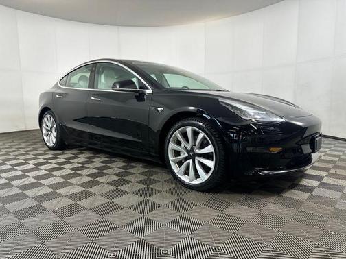 2020 Tesla Model 3 Long Range