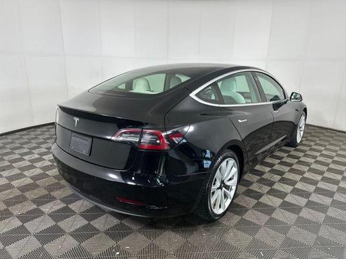 2020 Tesla Model 3 Long Range