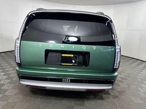 Ionosphere Green 2026 Hyundai IONIQ 9 SEL