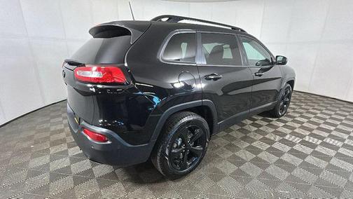 Diamond Black Crystal Pearlcoat 2018 Jeep Cherokee Limited