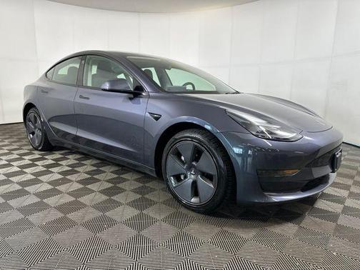 2023 Tesla Model 3 Standard Range