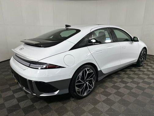 2023 Hyundai IONIQ 6 Limited