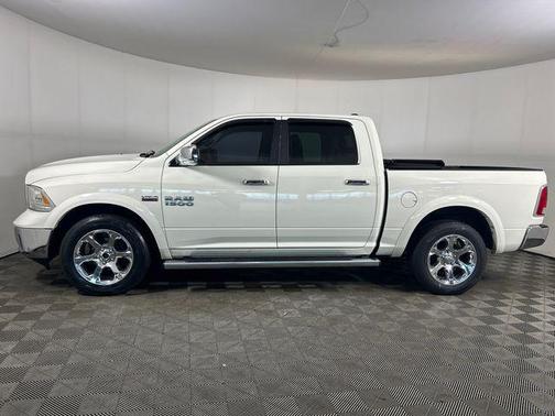 Pearl White 2017 RAM 1500 Laramie