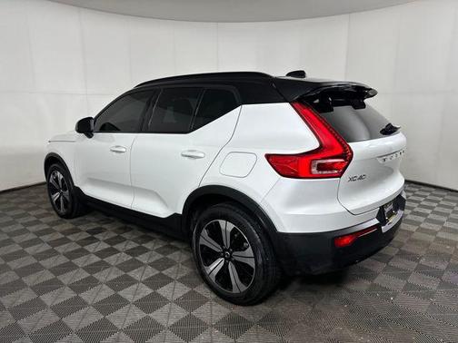 2023 Volvo XC40 Recharge Pure Electric Twin Plus