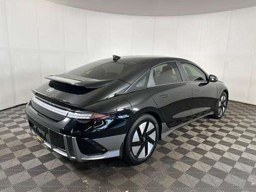 2023 Hyundai IONIQ 6 SE Standard Range