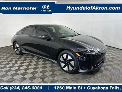 2023 Hyundai IONIQ 6 SE Standard Range