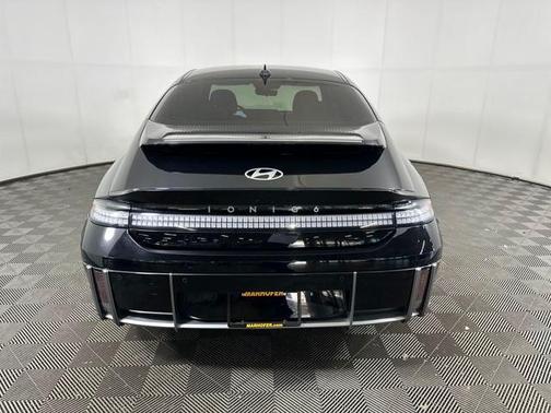 2023 Hyundai IONIQ 6 SE Standard Range