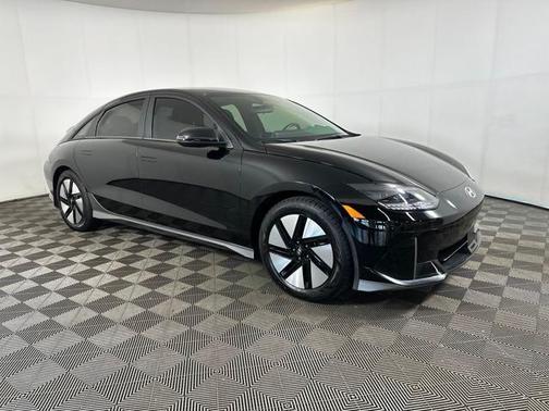 2023 Hyundai IONIQ 6 SE Standard Range