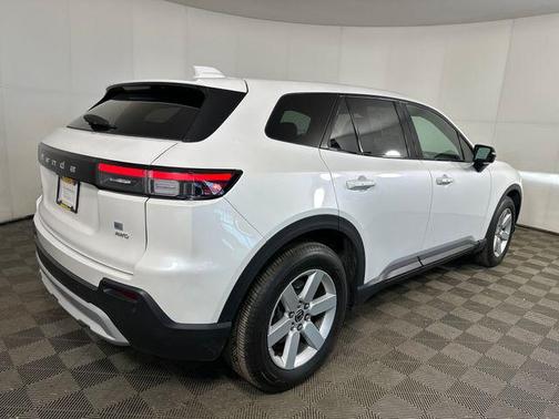 Snowfall Pearl 2024 Honda Prologue EX