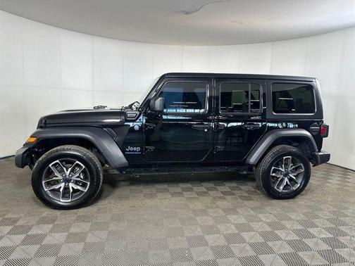 2025 Jeep Wrangler 4xe Sport S