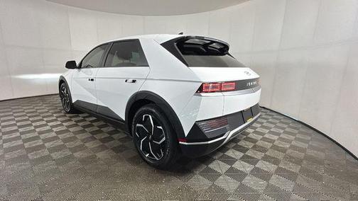 Atlas White 2023 Hyundai IONIQ 5 SEL