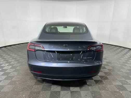 2018 Tesla Model 3 Performance
