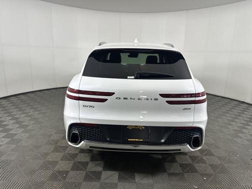 2025 Genesis GV70 2.5T AWD