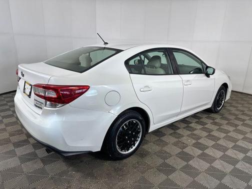 2017 Subaru Impreza 2.0i