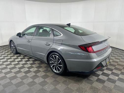 2022 Hyundai SONATA Limited