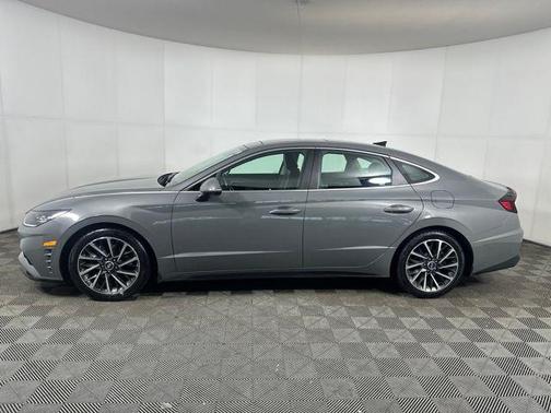 2022 Hyundai SONATA Limited