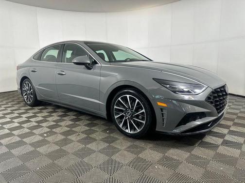 2022 Hyundai SONATA Limited