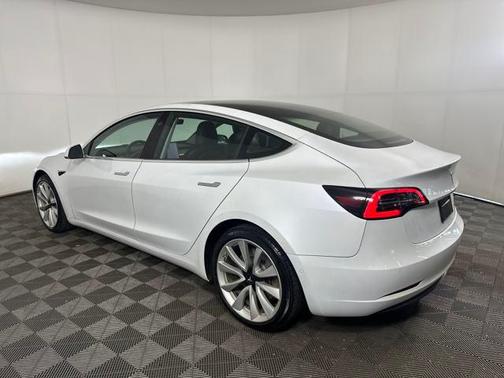 2020 Tesla Model 3 Long Range
