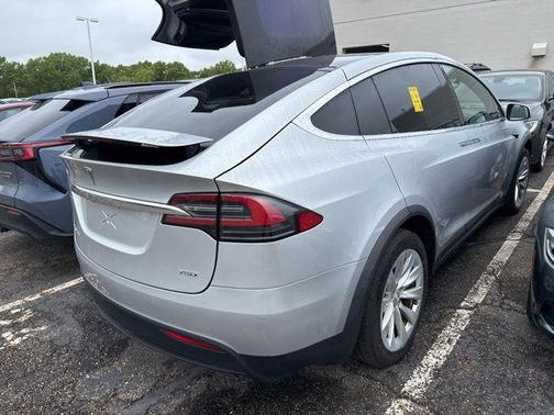 2017 Tesla Model X 75D
