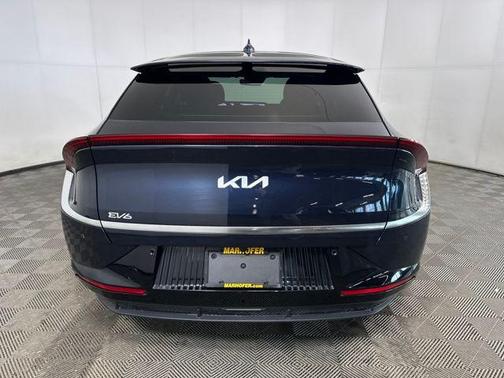 2022 Kia EV6 Wind