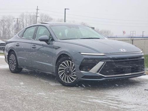 2026 Hyundai SONATA Hybrid Limited