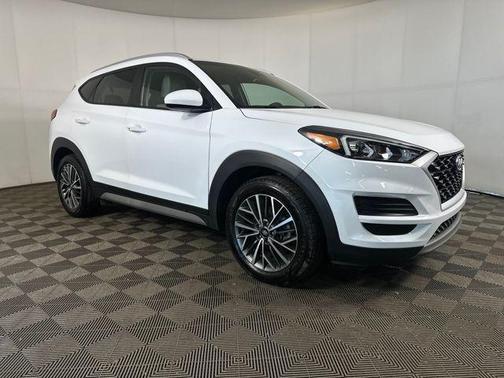 White Cream 2021 Hyundai TUCSON SEL