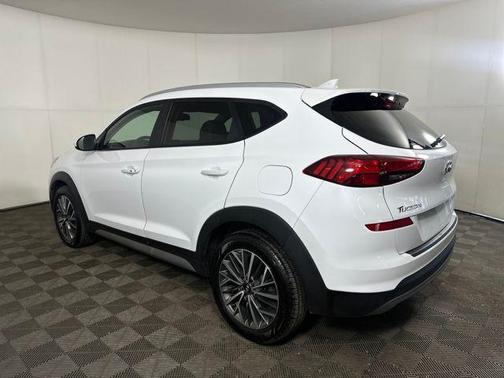 2021 Hyundai TUCSON SEL