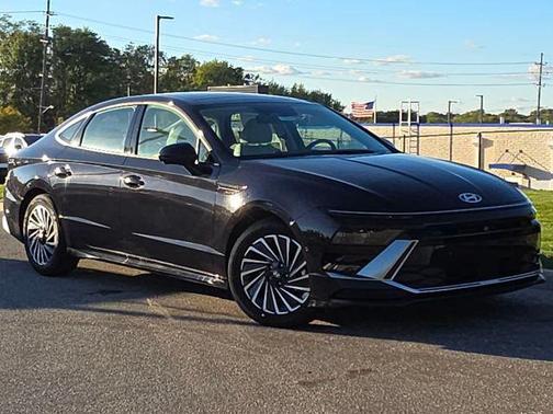 2026 Hyundai SONATA Hybrid Limited