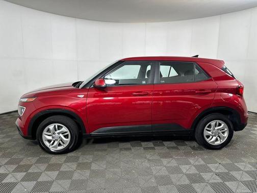 2021 Hyundai VENUE SE