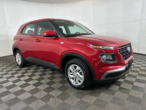 2021 Hyundai VENUE SE