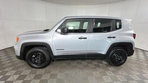 Glacier Metallic Clearcoat 2021 Jeep Renegade Sport