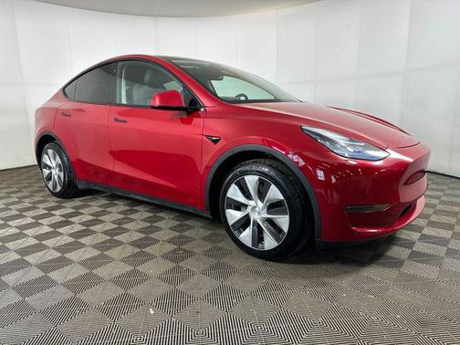 2022 Tesla Model Y Long Range Dual Motor All-Wheel Drive