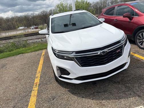 2022 Chevrolet Equinox FWD RS