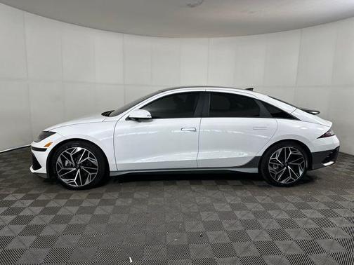 2023 Hyundai IONIQ 6 SEL