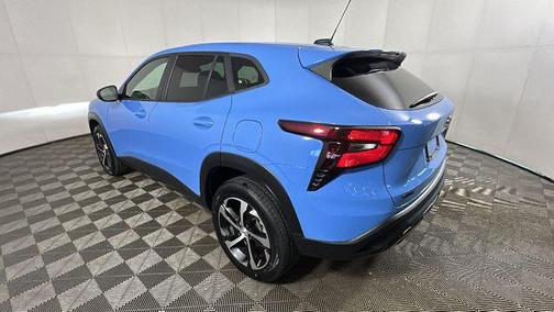 Fountain Blue 2024 Chevrolet Trax FWD 1RS